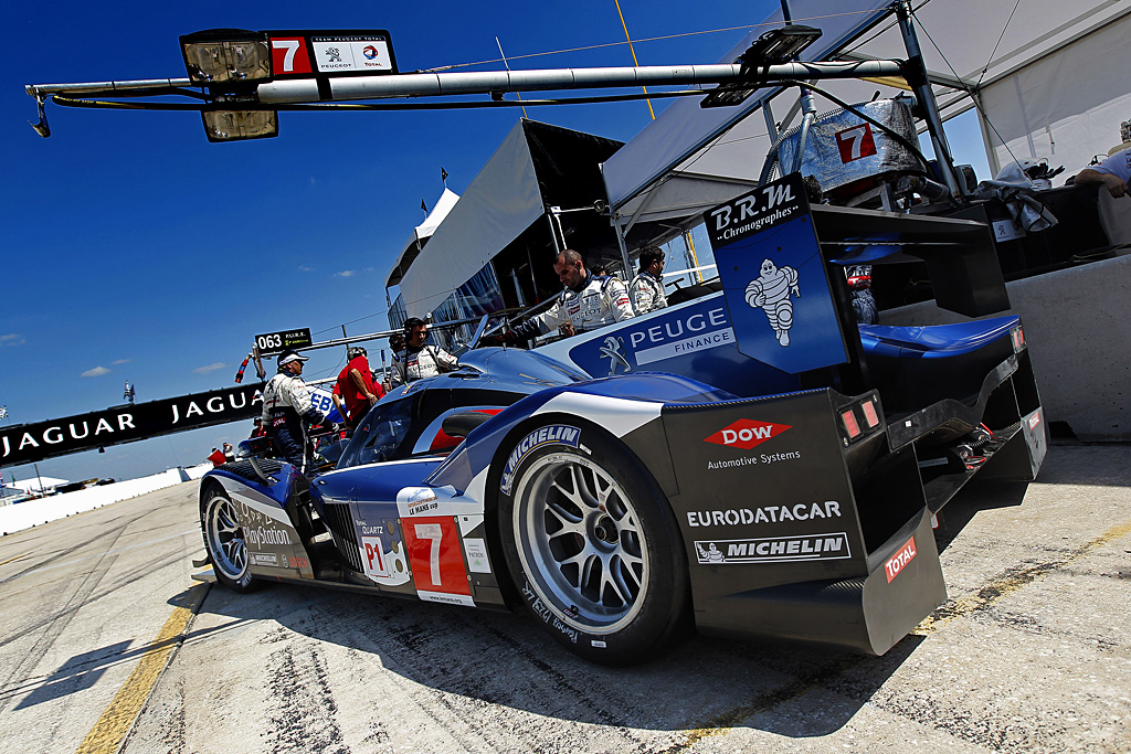 2011 Peugeot 908 Gallery