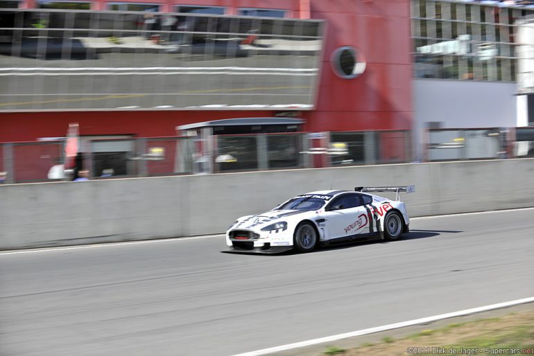 2005 Aston Martin DBR9 Gallery