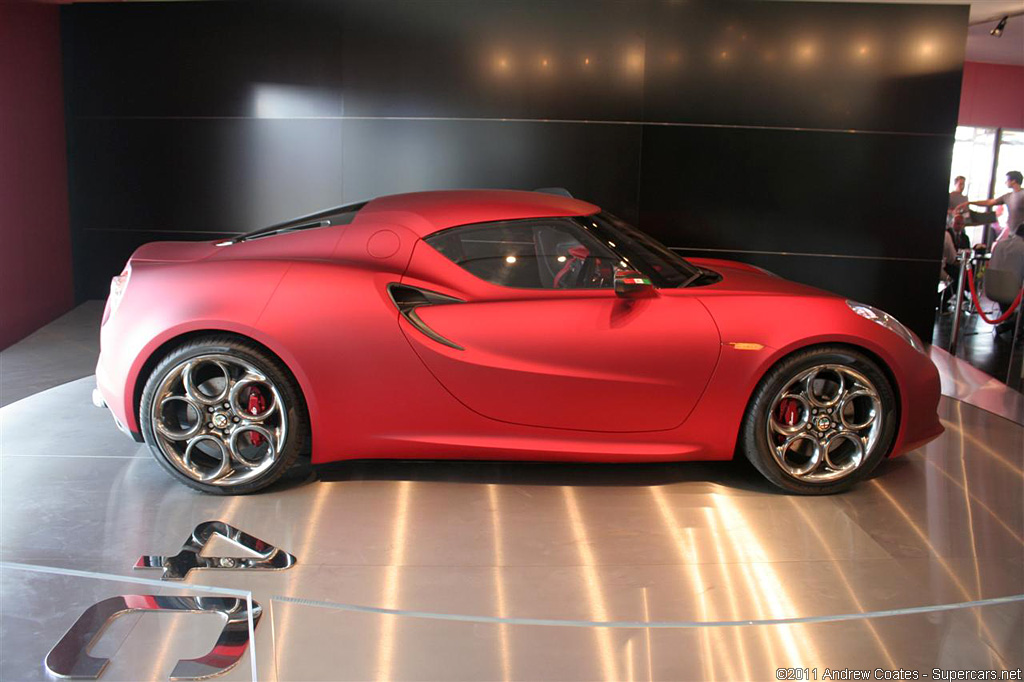 2011 Alfa Romeo 4C Concept Gallery