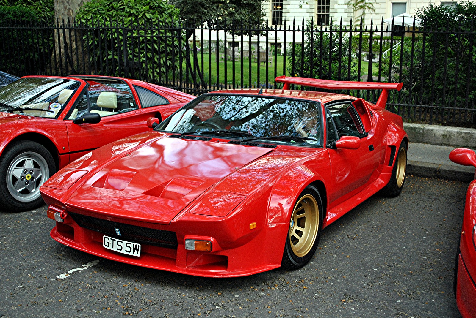 1994 De Tomaso Pantera 200