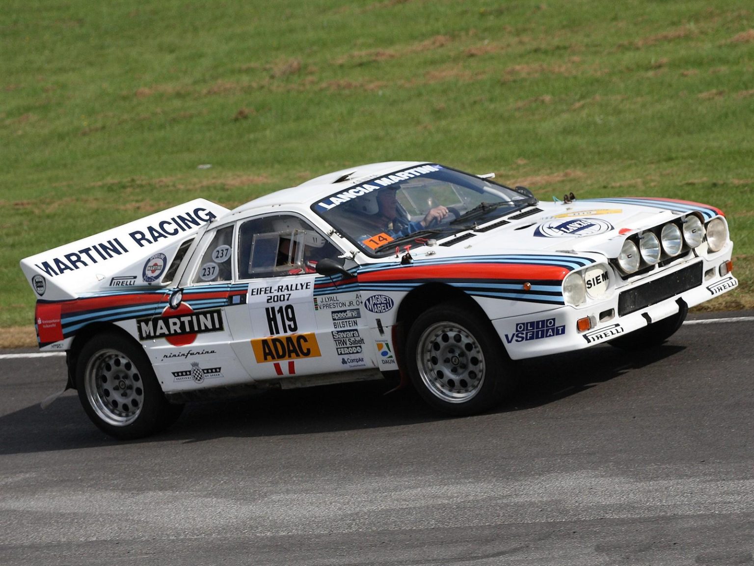 Lancia group b