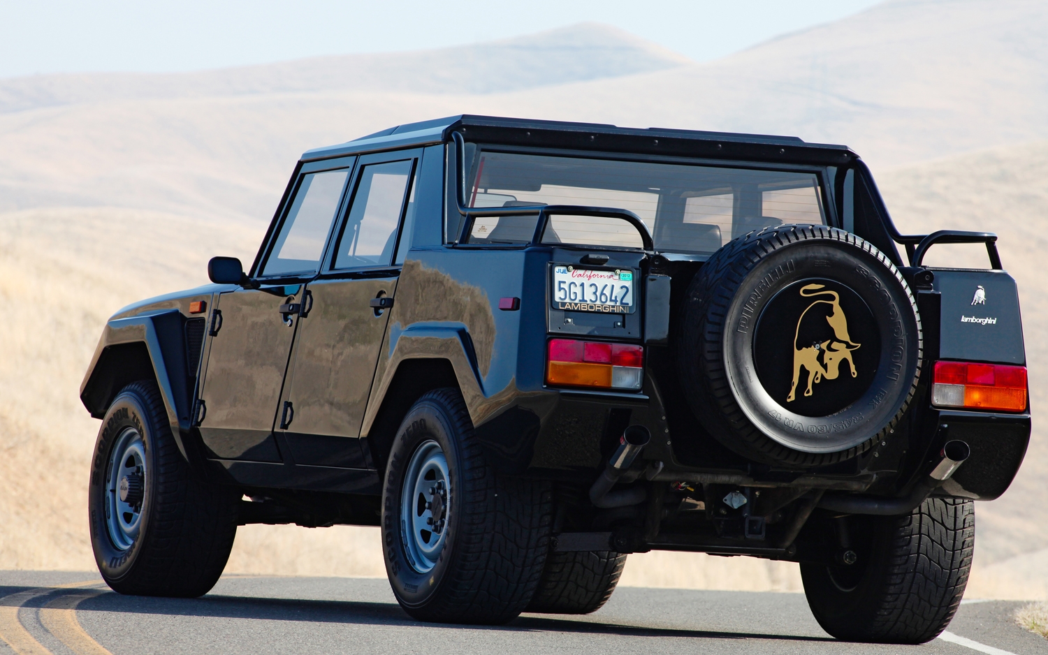 1986 Lamborghini LM002