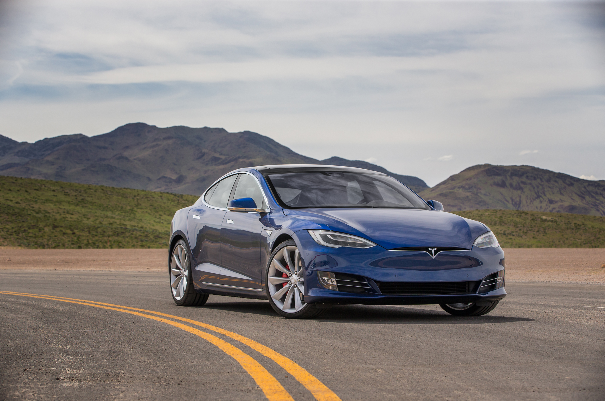 Tesla s. Тесла модель s p100d. Tesla model s p100d Performance. Tesla model s p90d.