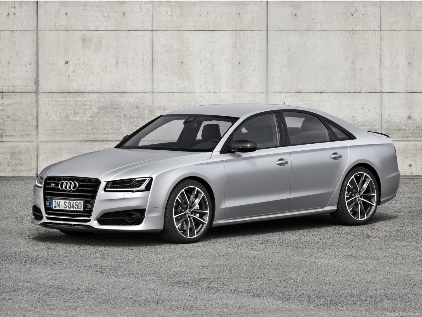 s8 sport