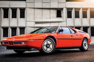 BMW M1 Red