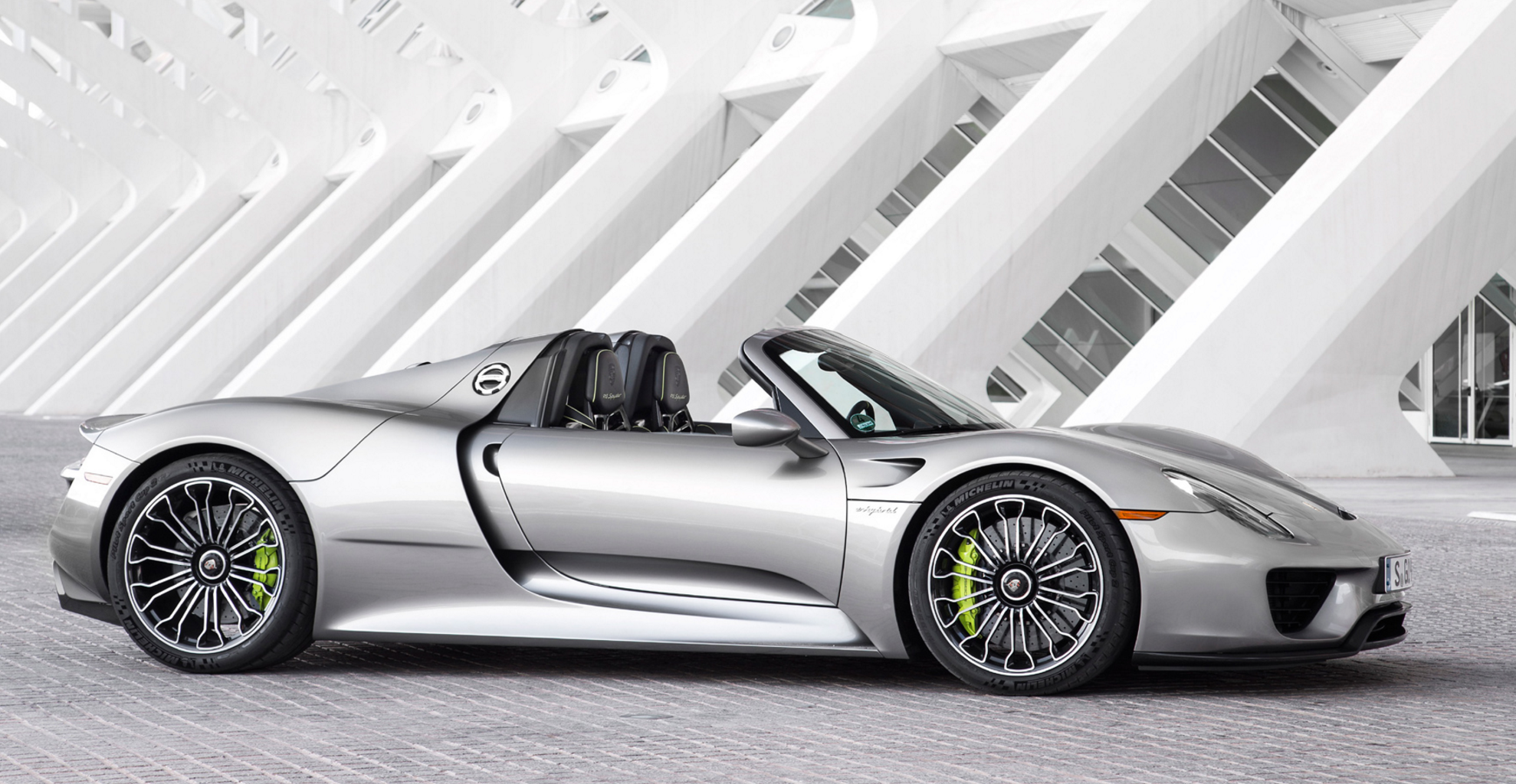 best convertible supercars - porsche 918