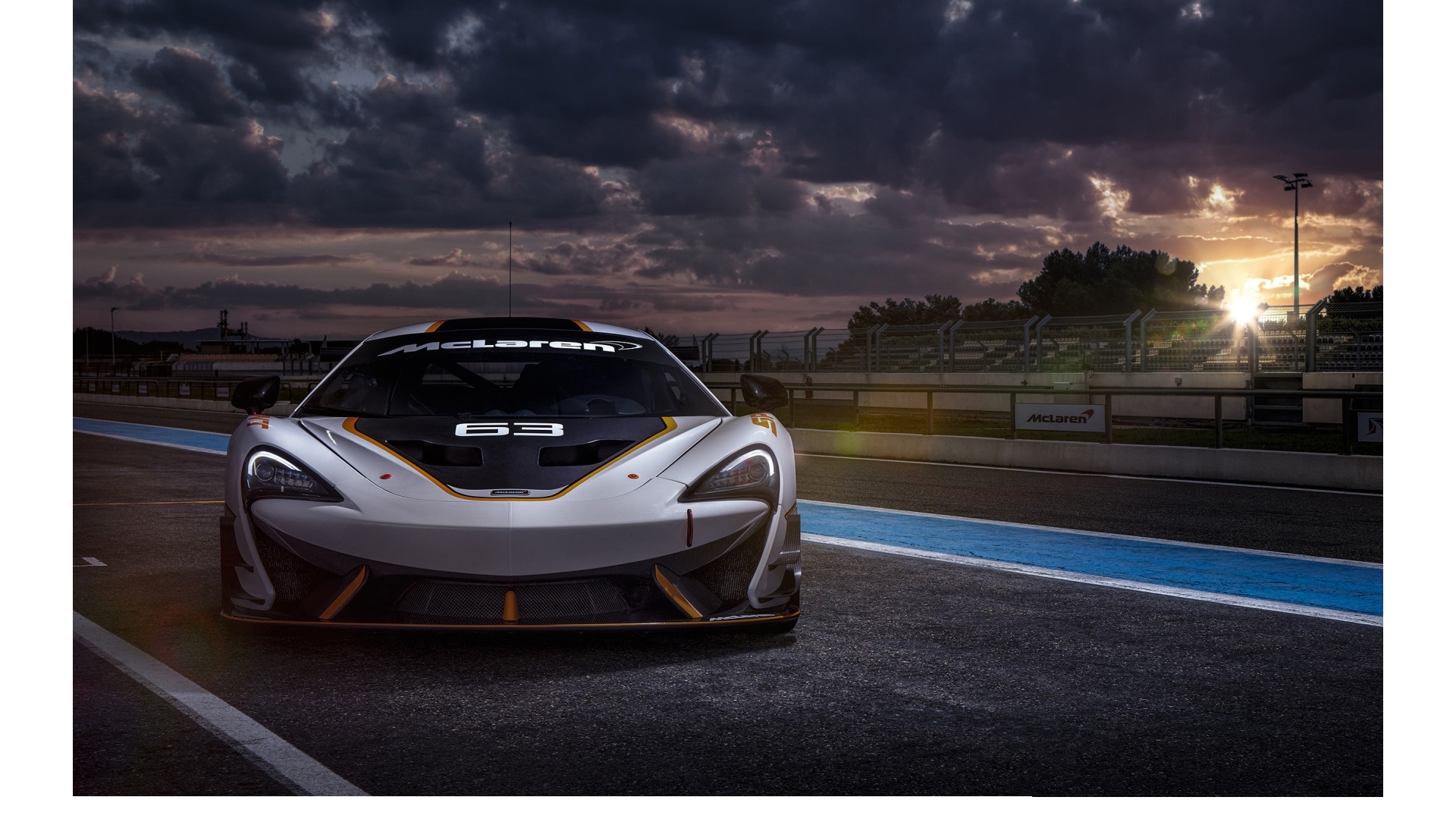 Download Car Wallpaper Mclaren Pics