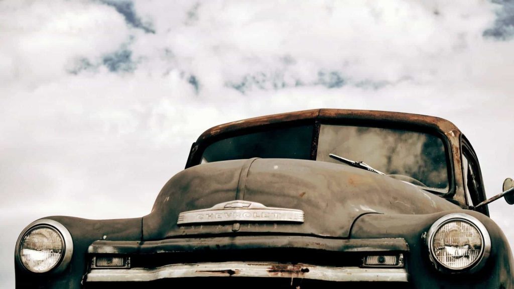 5 Ways To Make Your Old Car Look Like New