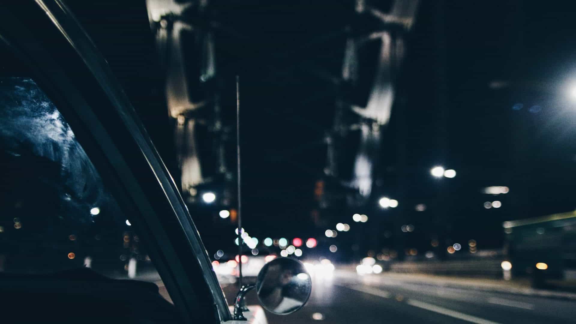 Night Cruising A Fun Way to Enjoy Your Luxury Car