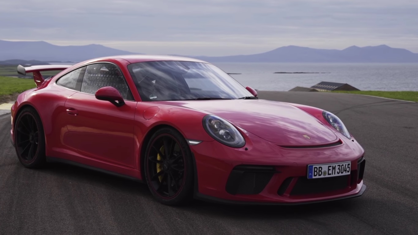 A Closer Look at the 2018 Porsche 911 GT3