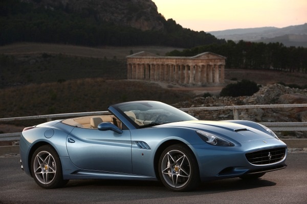 The Worst Ferrari Cars Ever Made - 2009 Ferrari California