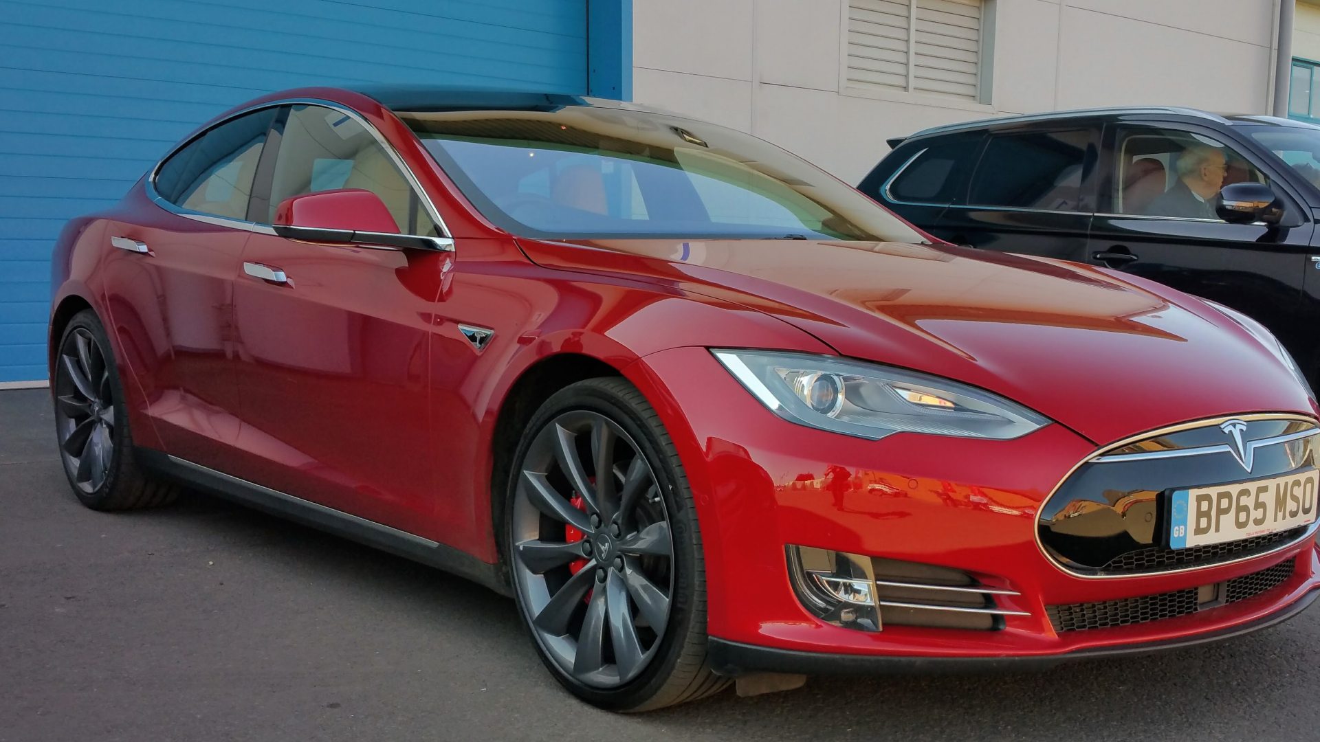 Tesla Model S P90D | photo credit Jack Matthews McMotorsCars.Blogspot.co.uk