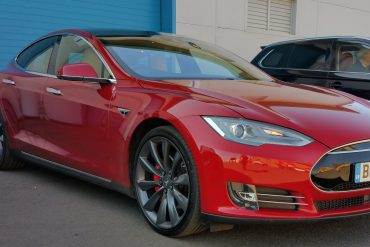 Tesla Model S P90D | photo credit Jack Matthews McMotorsCars.Blogspot.co.uk