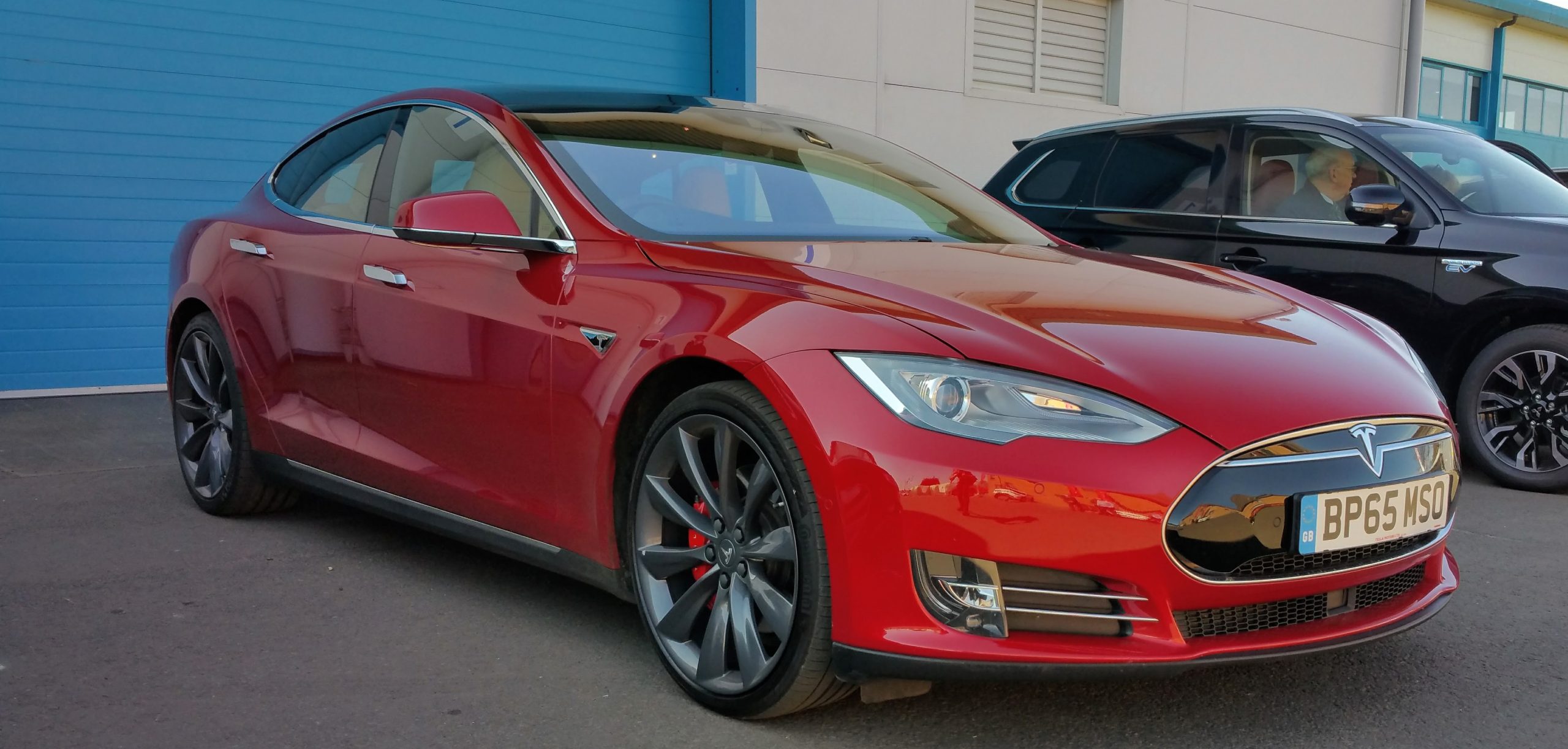 Tesla Model S P90D | photo credit Jack Matthews McMotorsCars.Blogspot.co.uk