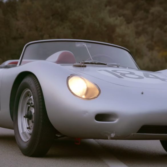 A Porsche 718 Living Strong