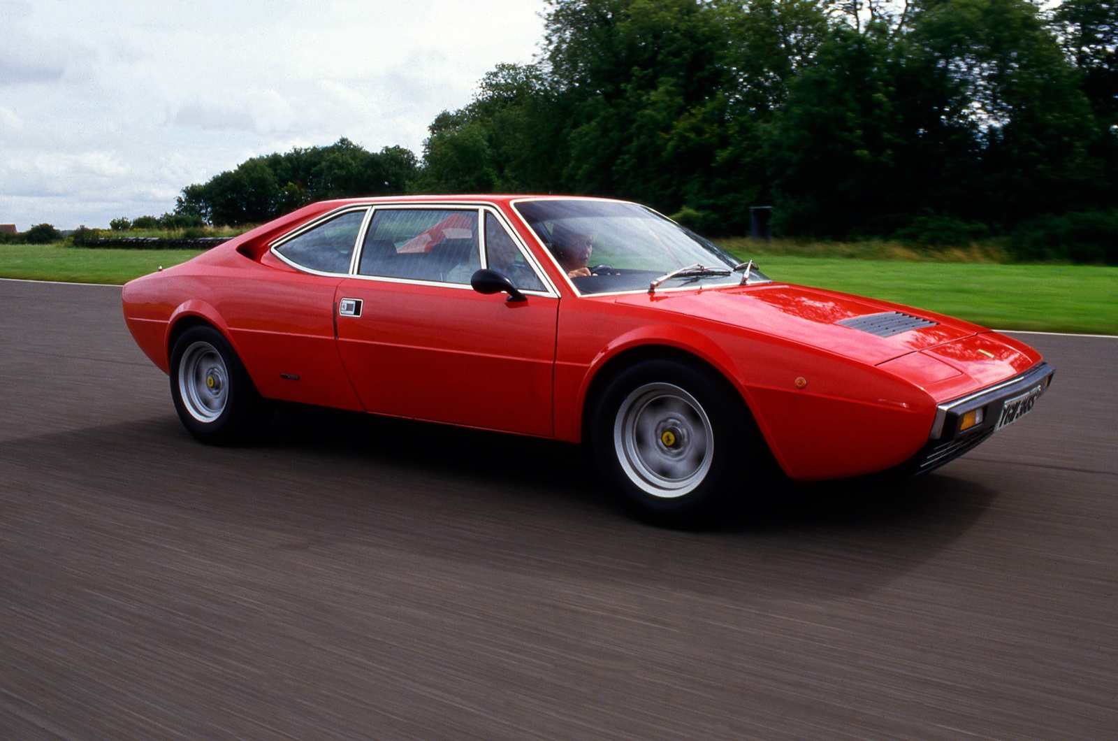 Ferrari 308 GT4