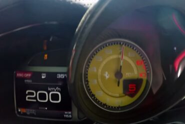 This Will Show You Just How Fast is the Ferrari 812 Superfast