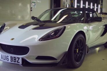 Lotus Elise Cup 250 - Review