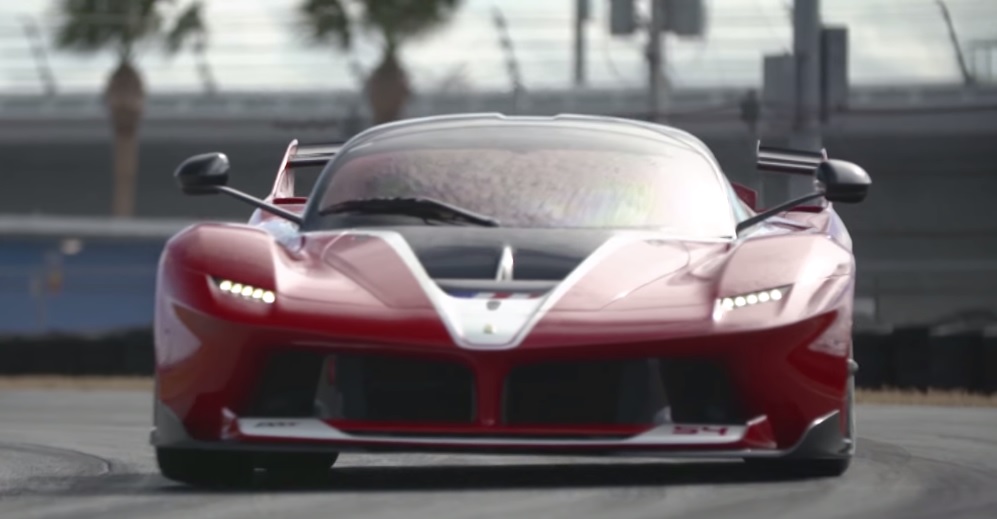 LaFerrariFXX K Review by Chris Harris