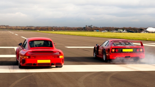 Red Porsche 959 and Red Ferrari F40