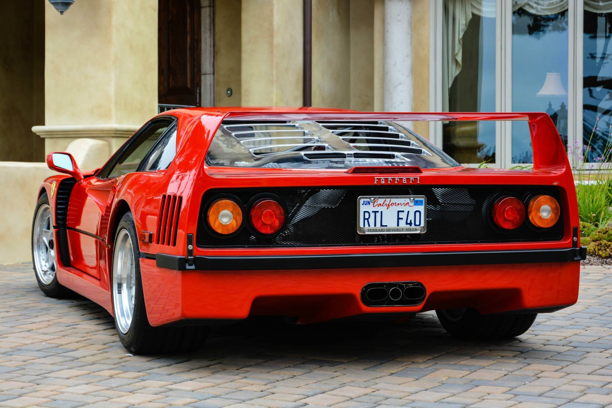 ferrar f40 rear | | SuperCars.net