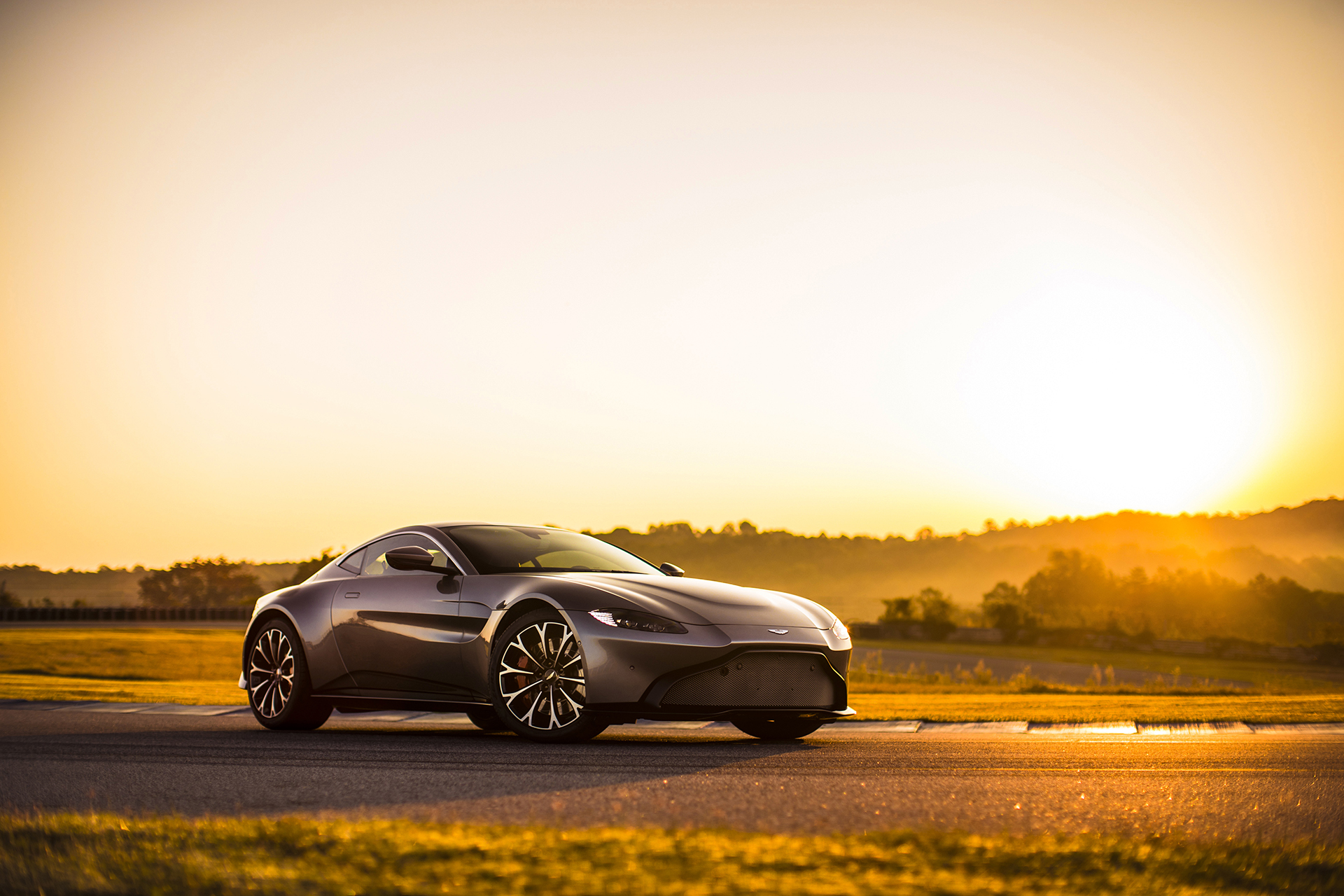 New Aston Martin Vantage Side Angle