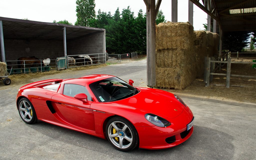 Red Porsche Carrera GT 