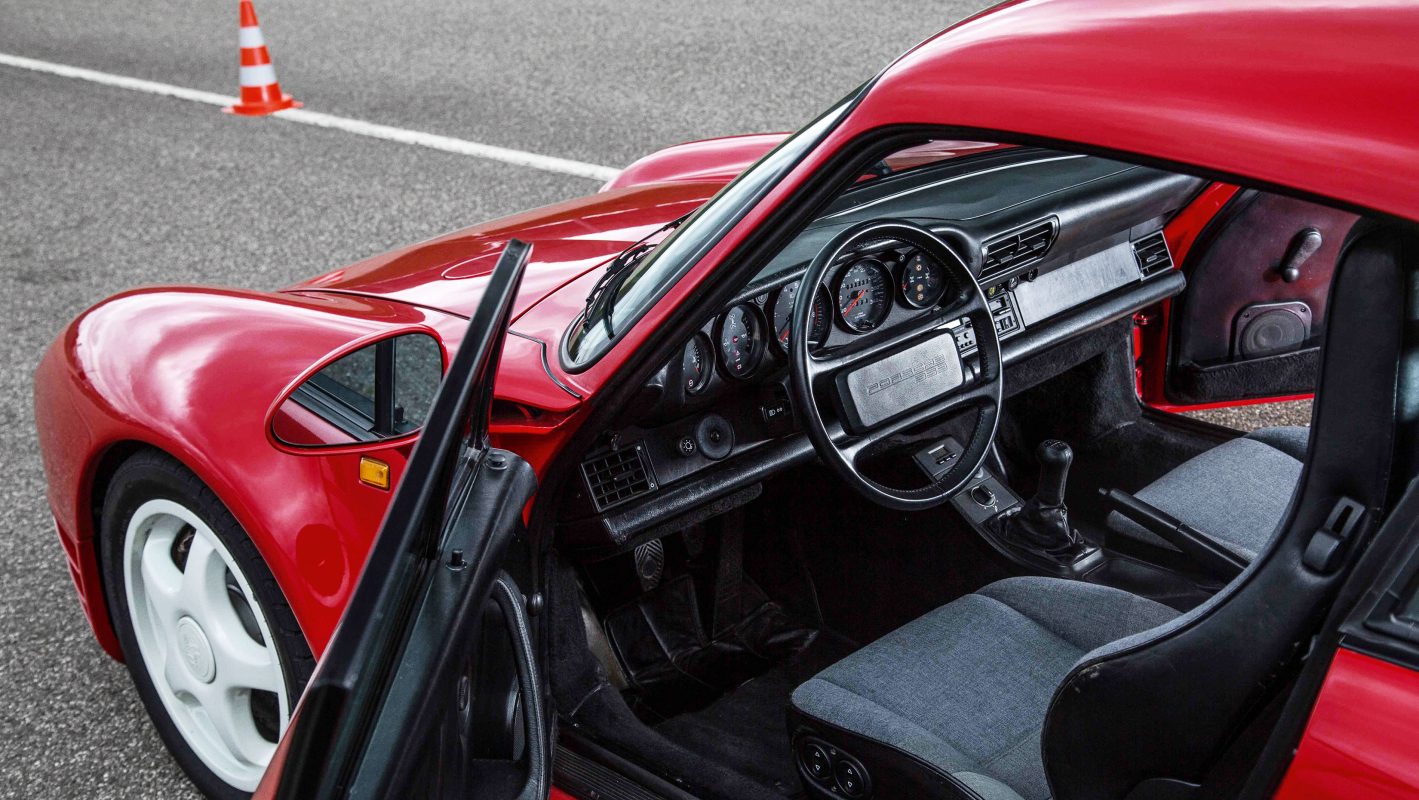 Interior view of the Porsche 959, phot courtesy of Porsche newsroom