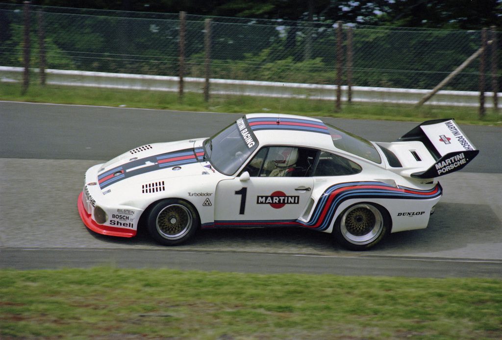 4 Of The Best Looking Porsche Race Cars Of All Time