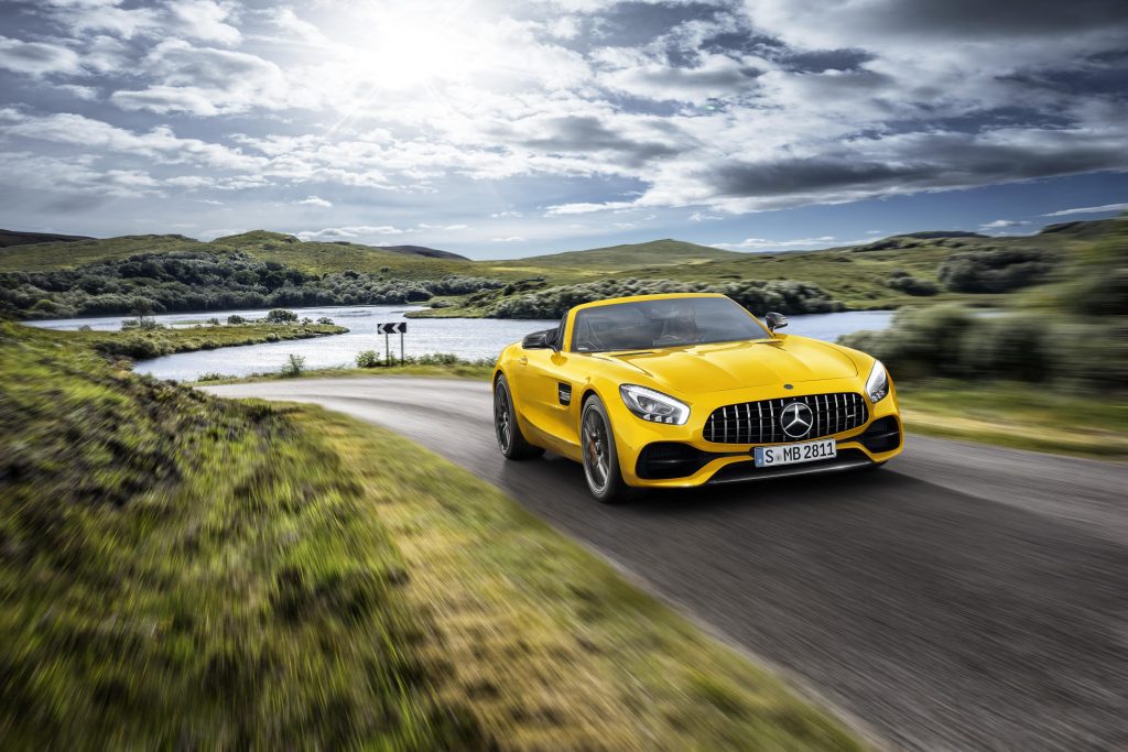 b Mercedes-AMG GT S