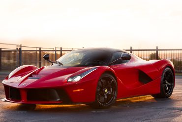 Ferrari LaFerrari Ultimate Guide 57