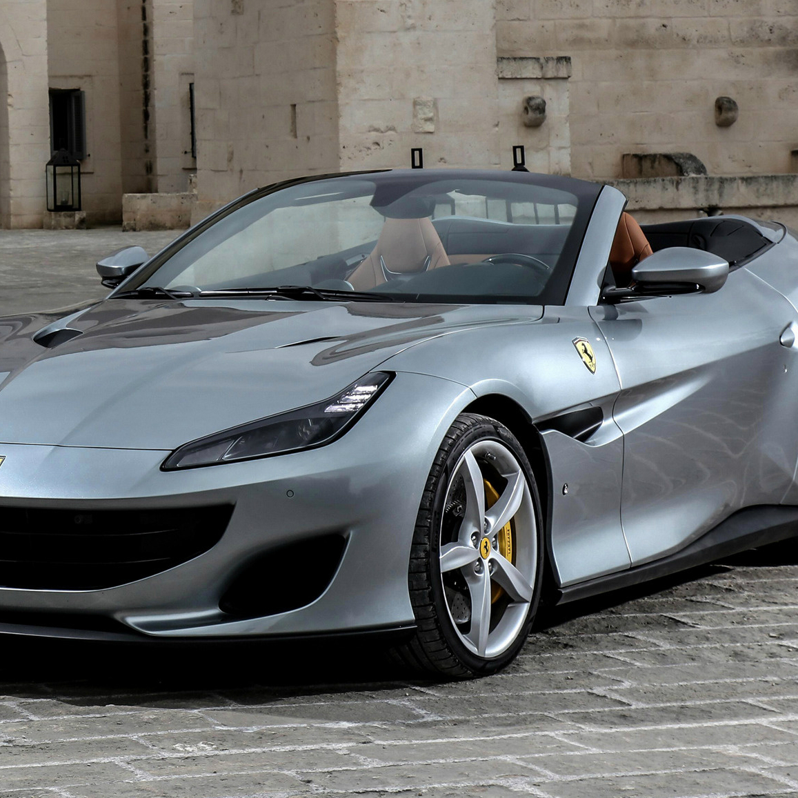 Ferrari 2019 Models: Complete Lineup, Prices, Specs & Reviews