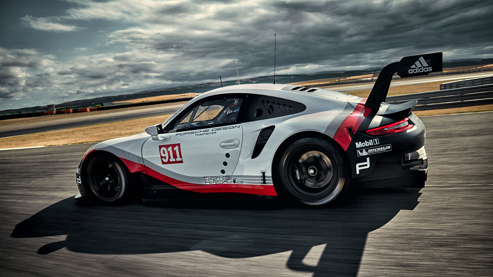 2018 Porsche 911 RSR Porsche’s Midengined 911 Race
