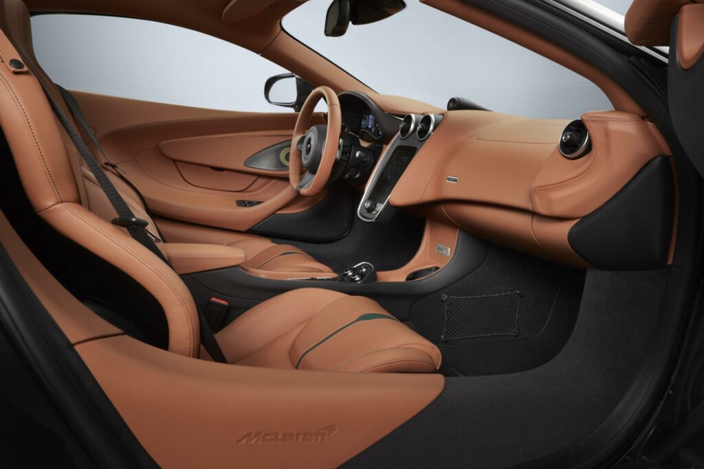 McLaren 570 Interior