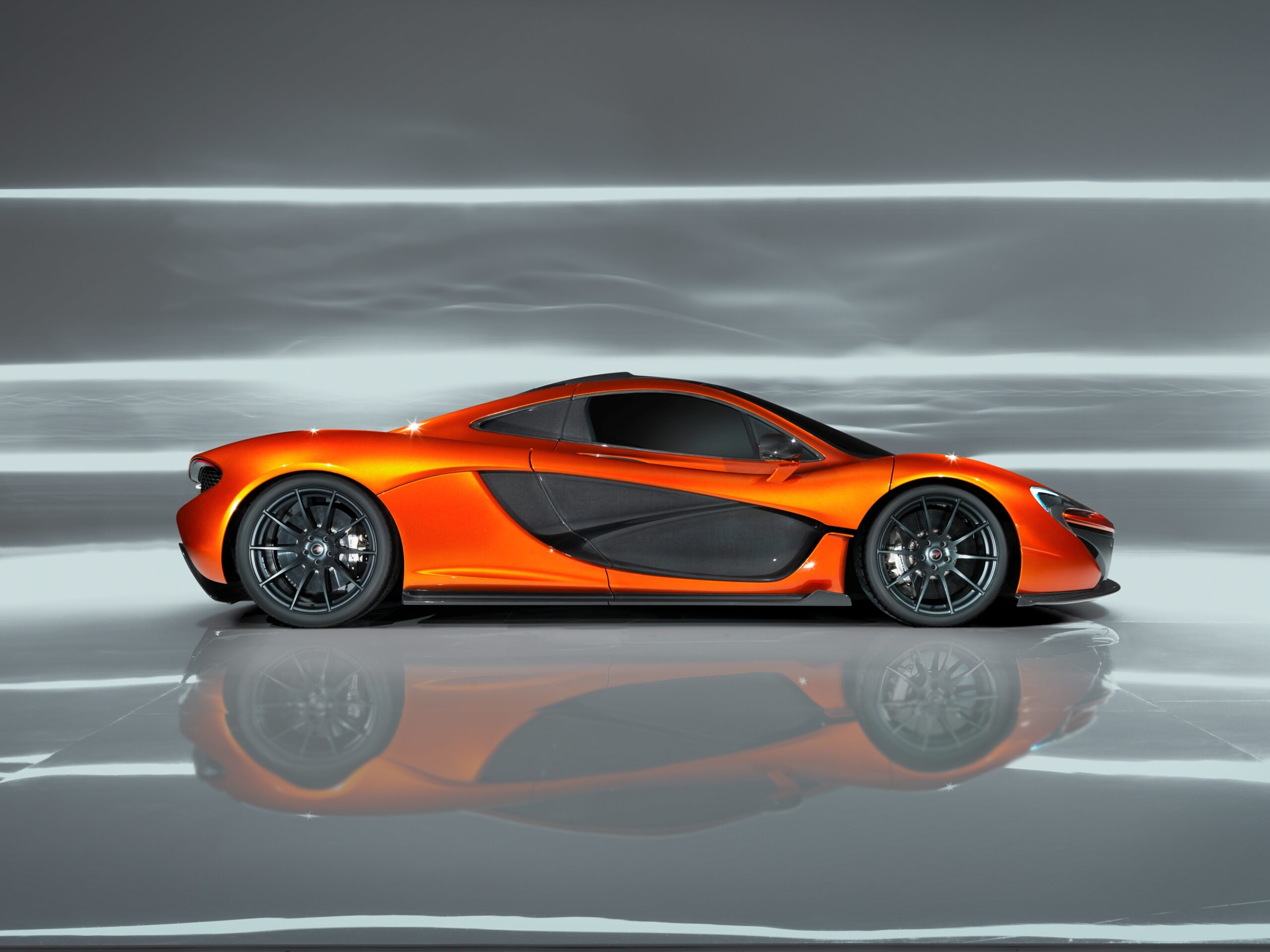 02 McLaren P1