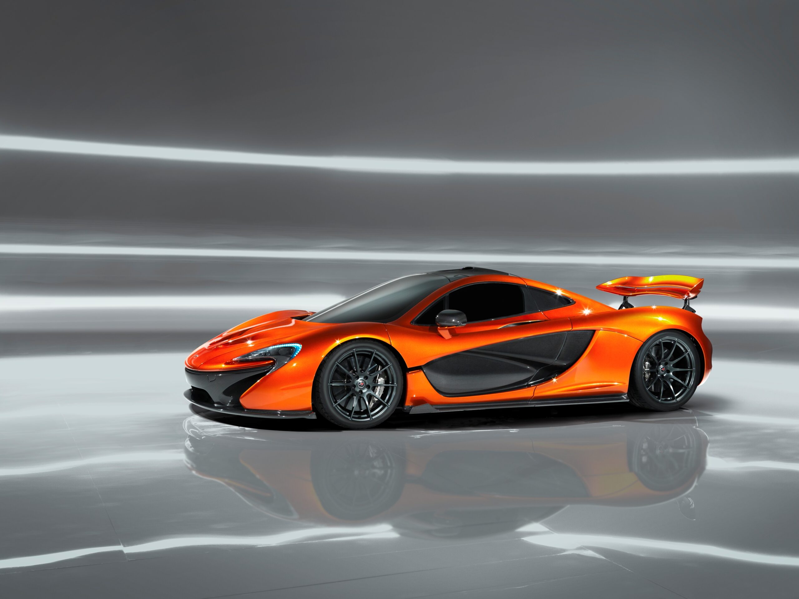 05 McLaren P1