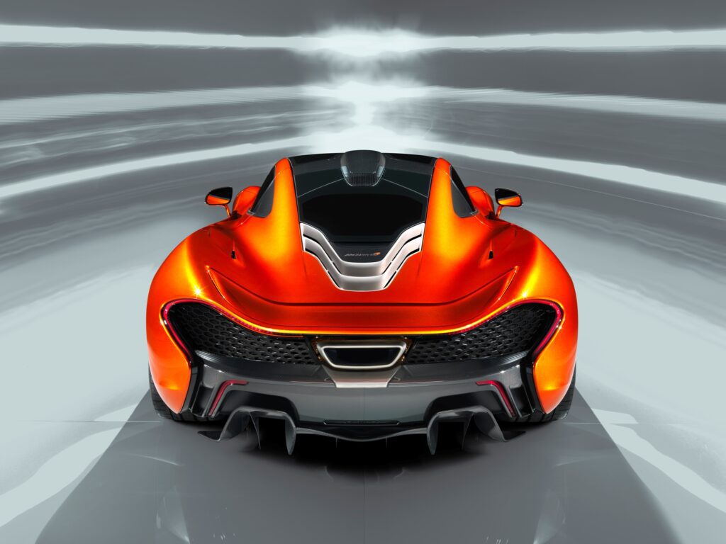 11 McLaren P1