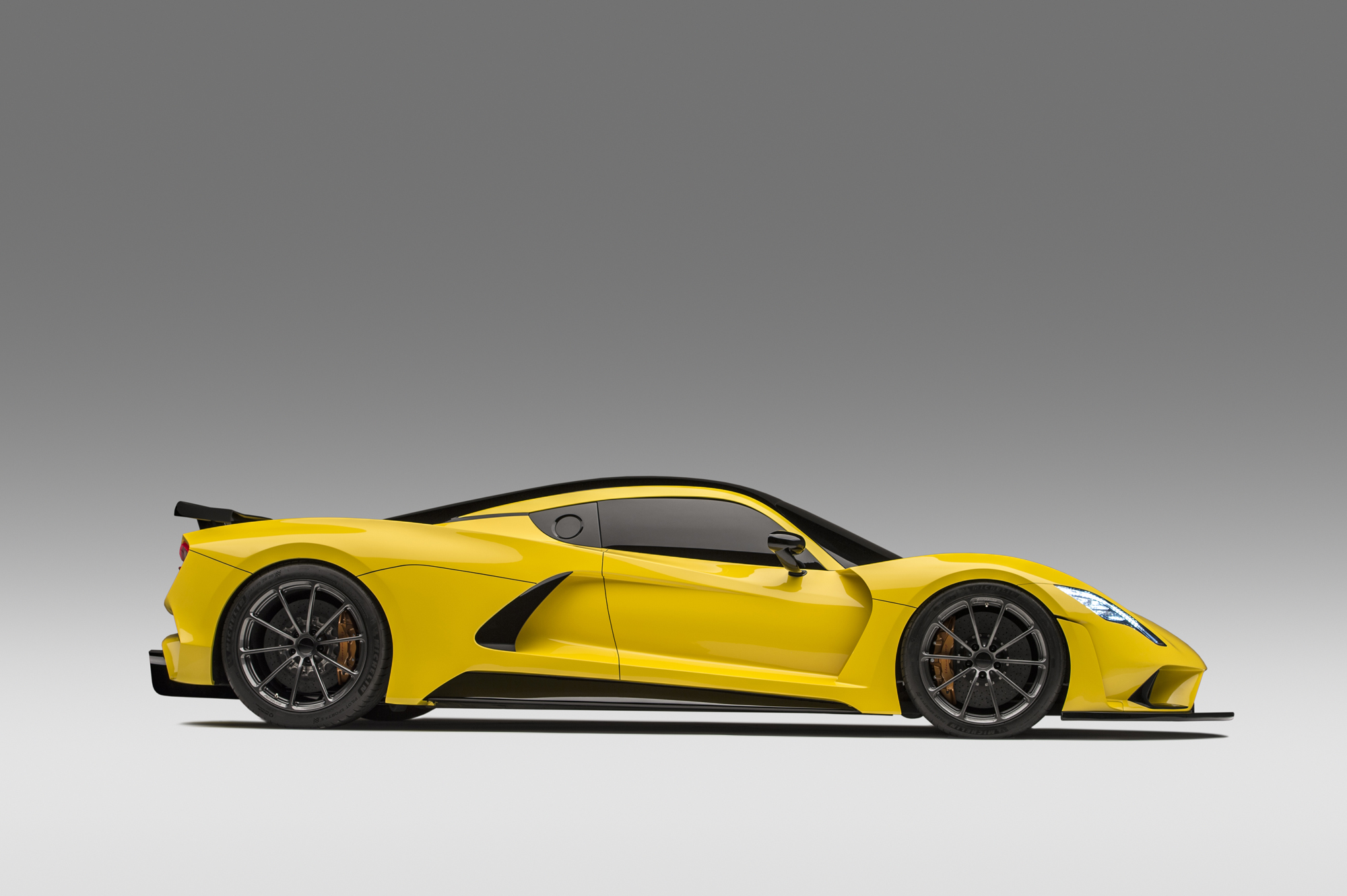 Hennessey Venom F5 Engine Specs - 1600-HP Hennessey Twin-Turbo V8