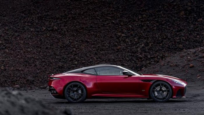 2019 Aston Martin Dbs Superleggera Britain S Ultimate