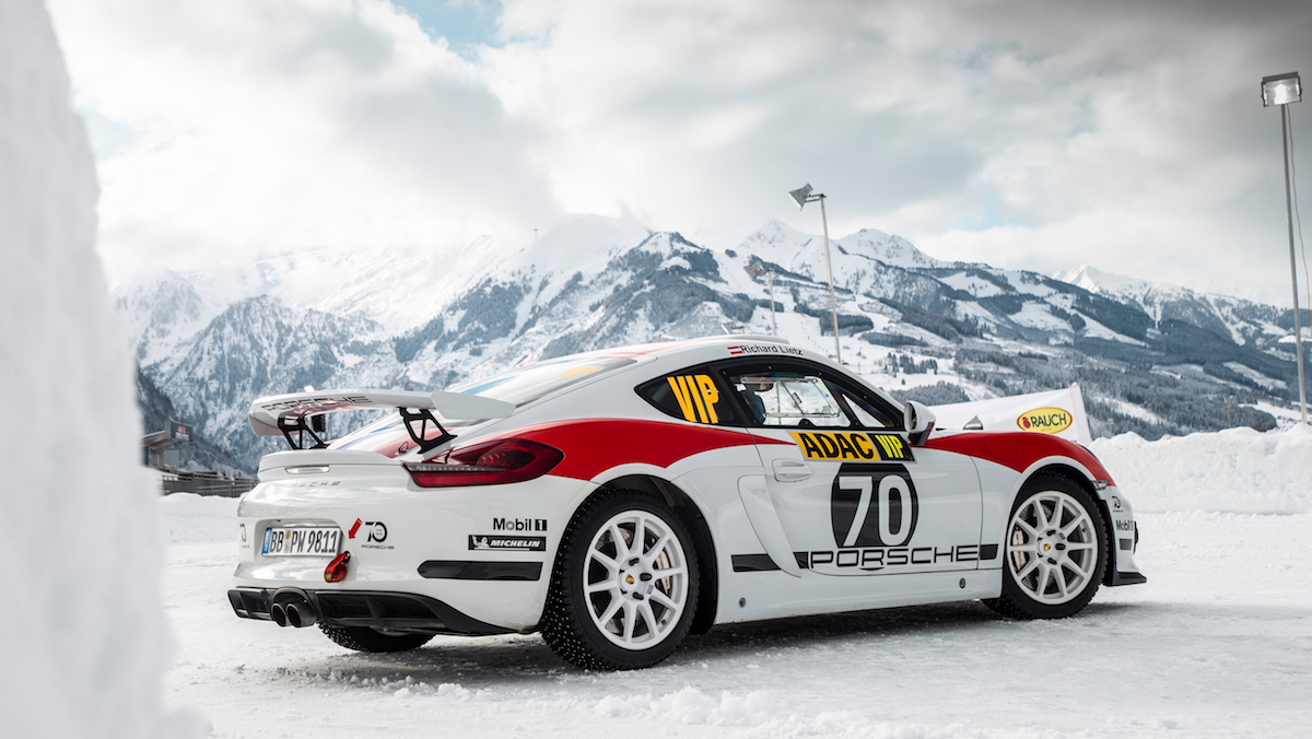 Porsche 718 Cayman GT4 Clubsport Rally Car