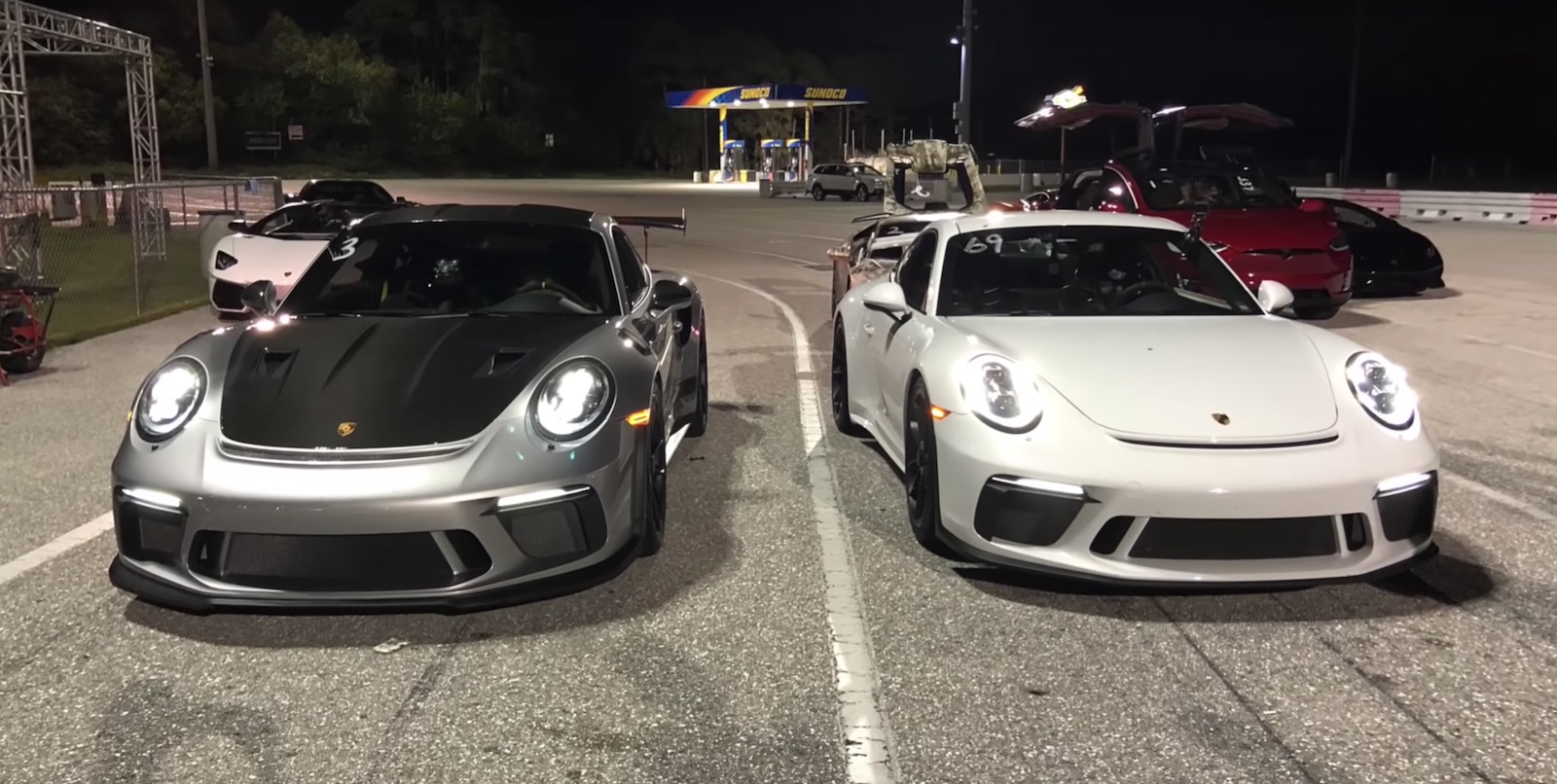 Porsche GT3 vs GT3 RS