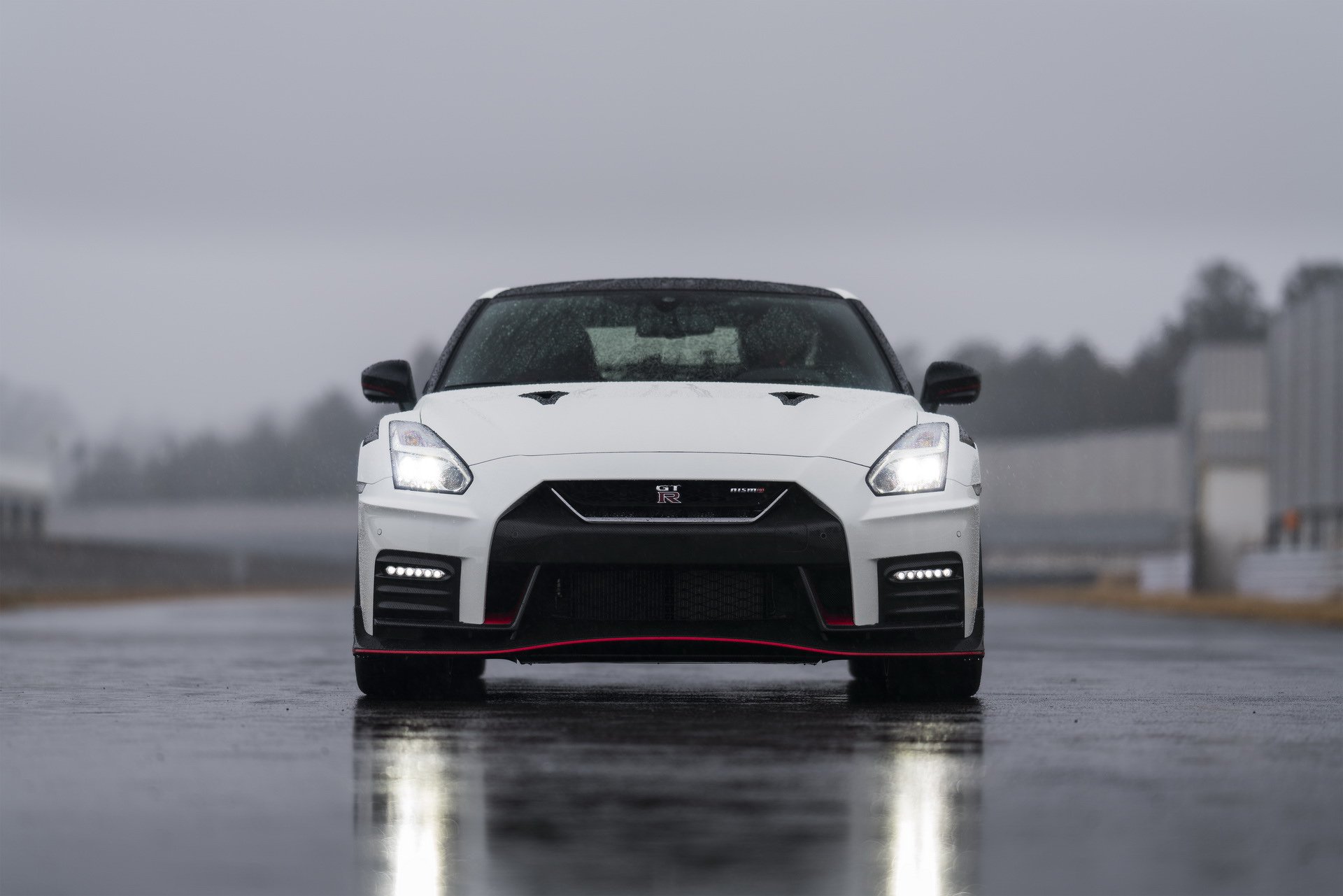 Nissan GT-R nismo