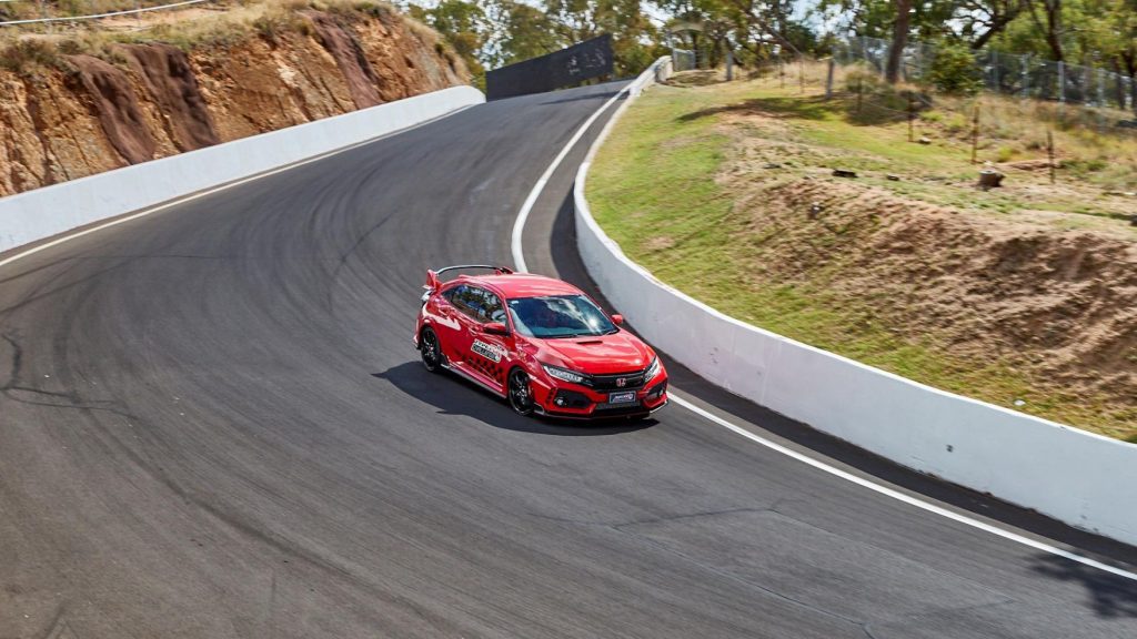 Jenson Button Rekindles Honda Heritage at Bathurst 