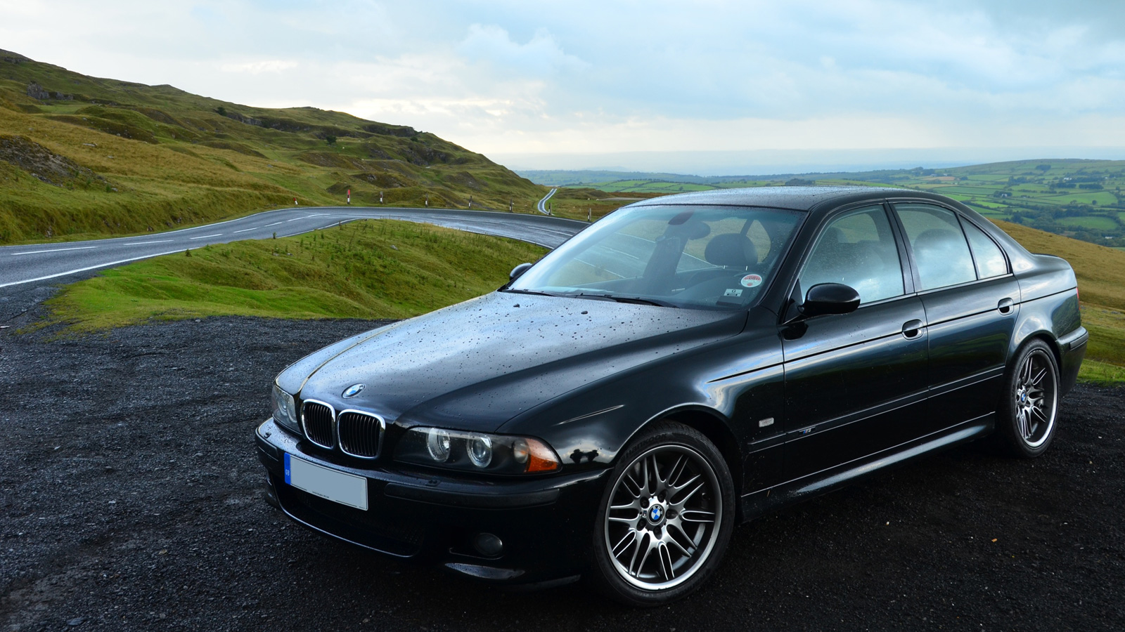 BMW M5 (E39)