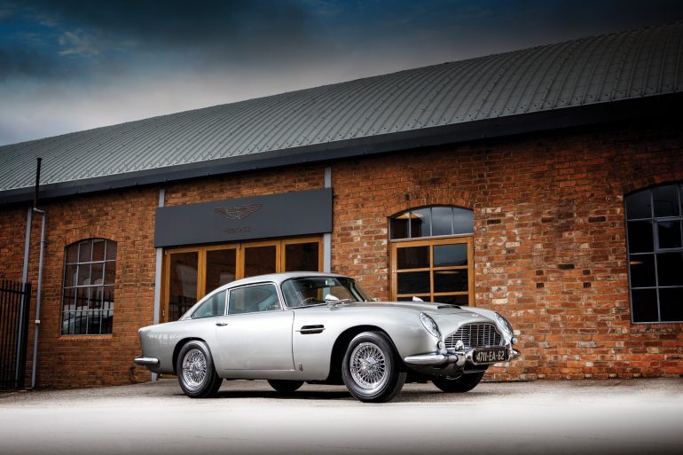 Aston Martin DB5 Bond car