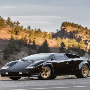 Lamborghini Countach LP400S