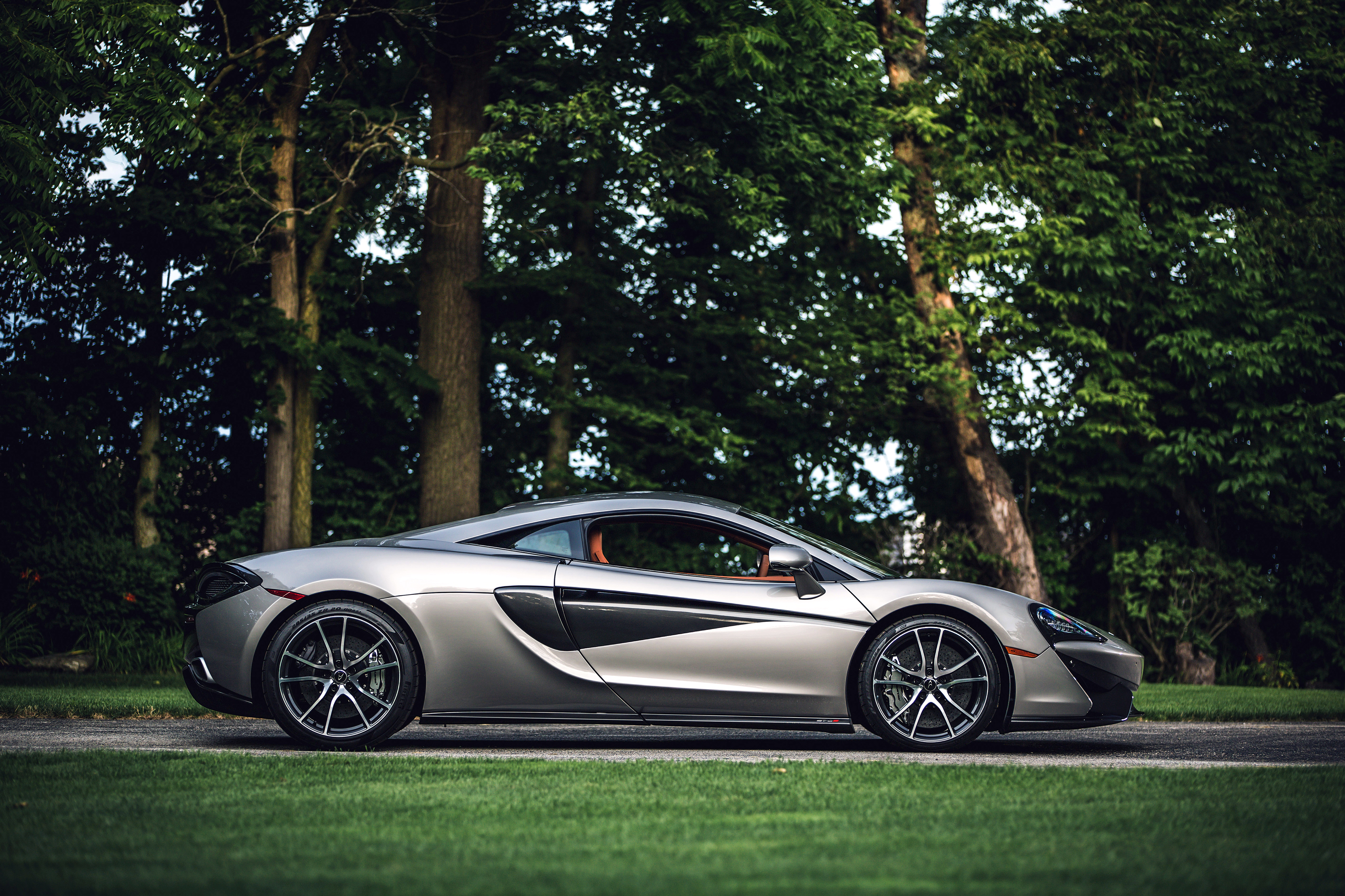 McLaren 570S