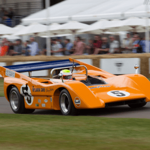 McLaren M8B