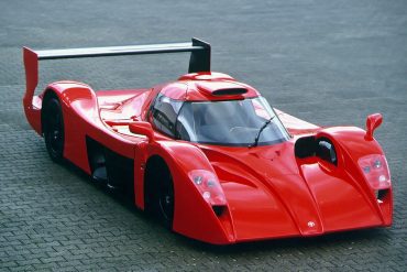 Toyota GT-One Road Version (TS020)