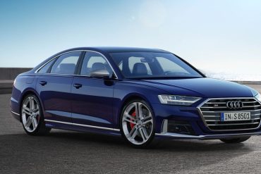 2020 Audi S8 front